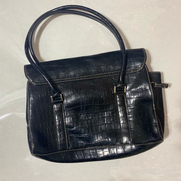 Black Leather Liz Claiborne Purse - Picture 2 of 6